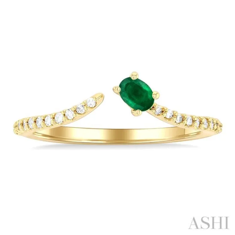 1/10 ctw Petite 4X3 MM Oval Cut Emerald and Round Cut Diamond Precious Fashion Ring in 10K Yellow Gold