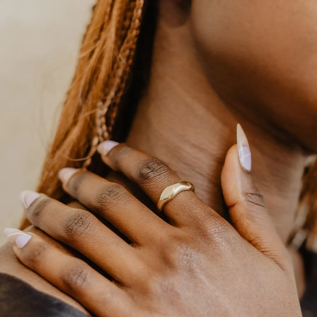 Solid Gold Wavy Ring